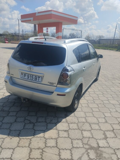 Toyota Corolla Verso 2004 год Ближний Хутор Ближний Хутор - изображение 1