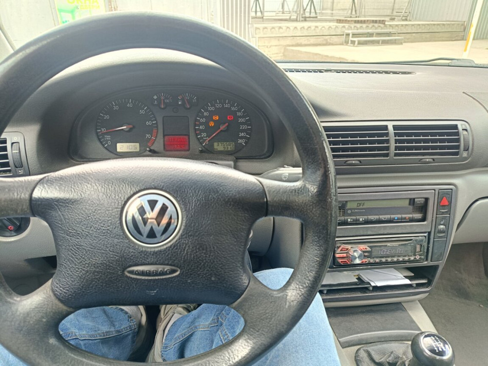 Volkswagen Passat 2000 год Рыбница Рыбница - изображение 5