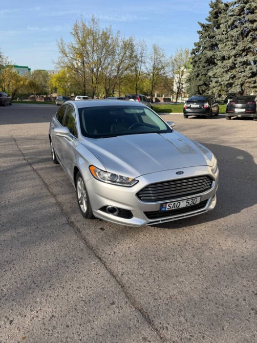 Ford Fusion 2015 an Chişinău Chişinău - fotografie 1