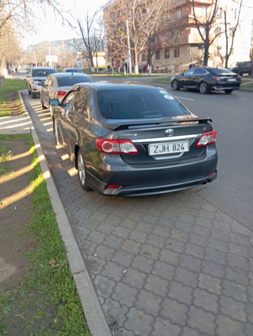 Toyota Corolla 2012 год Тирасполь Тирасполь - изображение 2