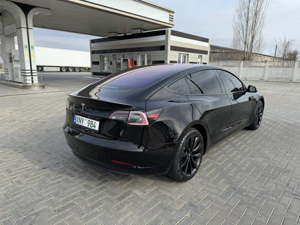 Tesla Model 3 2018 год Новые Анены Новые Анены - изображение 4