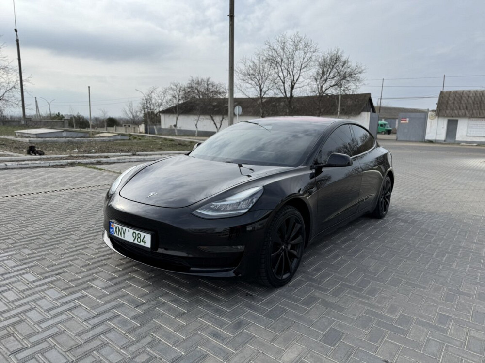 Tesla Model 3 2018 год Новые Анены Новые Анены - изображение 3