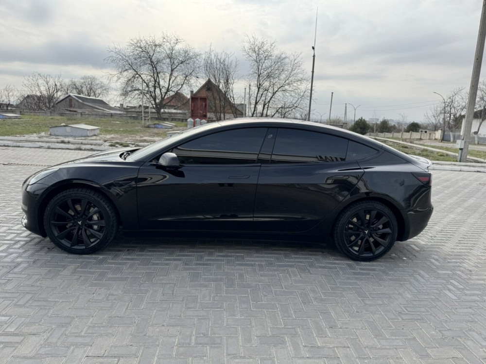 Tesla Model 3 2018 год Новые Анены Новые Анены - изображение 8