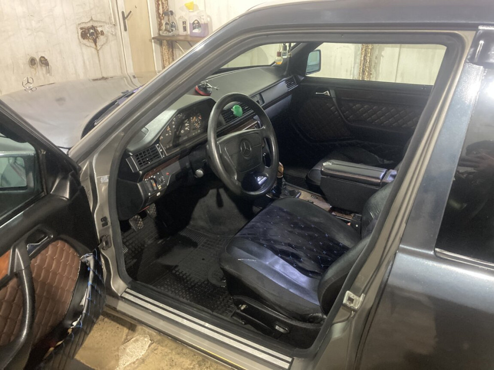 Mercedes W124 1993 год Тирасполь Тирасполь - изображение 3
