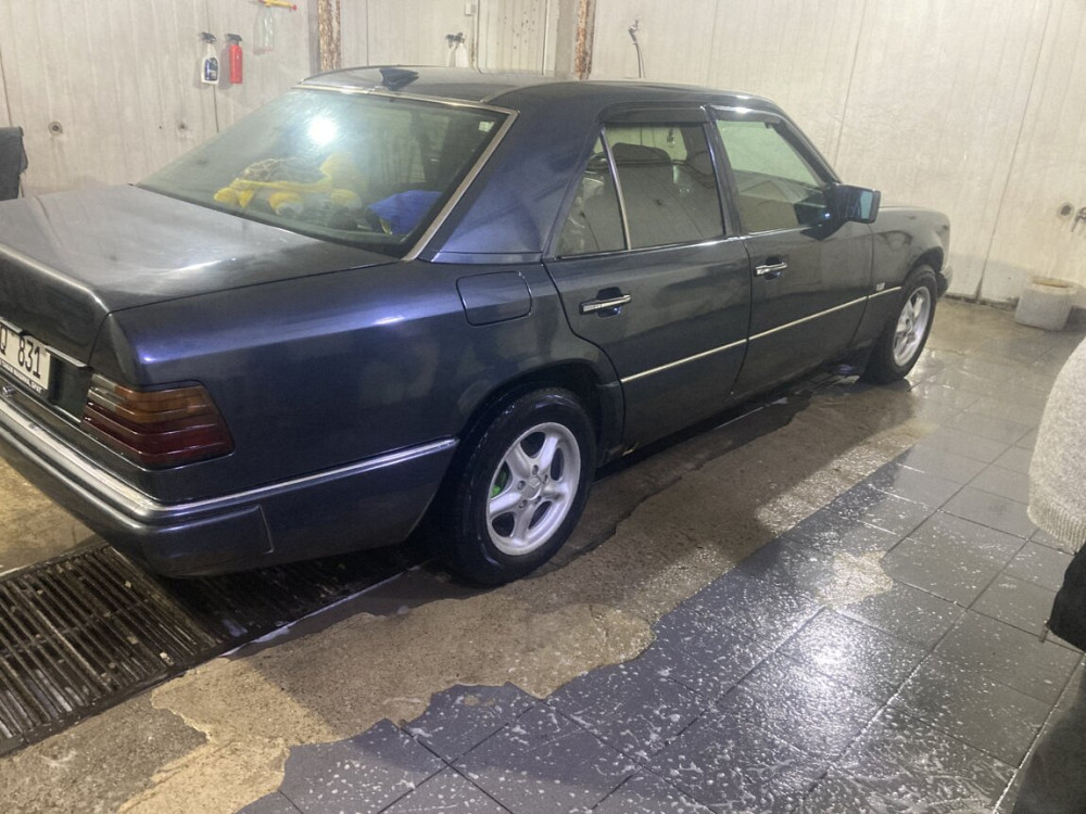 Mercedes W124 1993 год Тирасполь Тирасполь - изображение 7