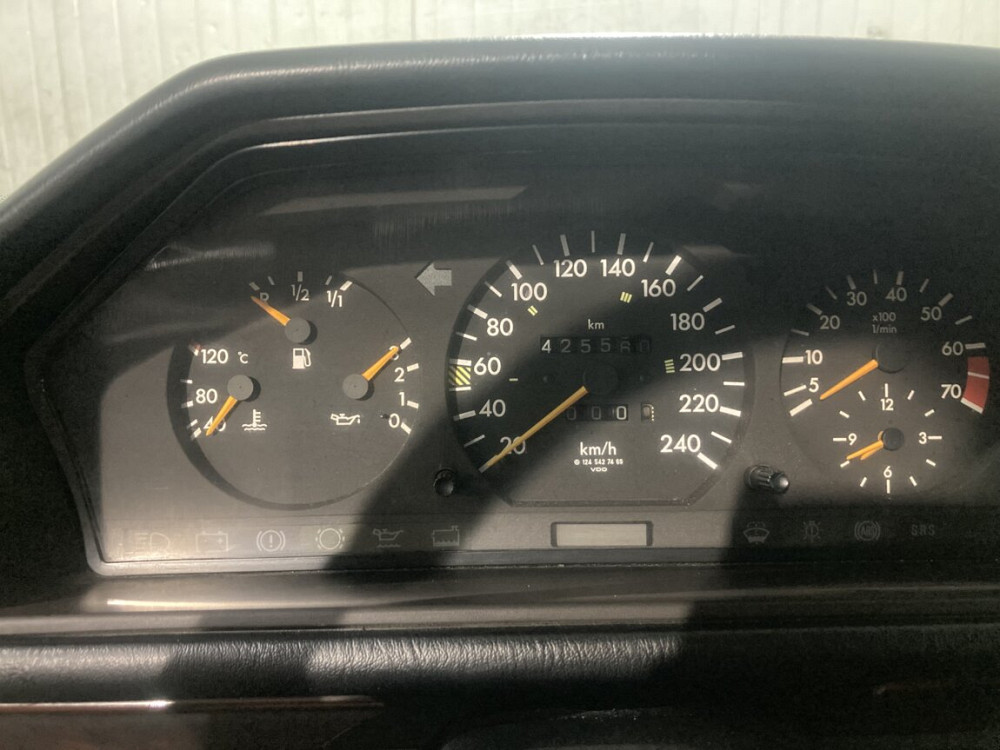 Mercedes W124 1993 год Тирасполь Тирасполь - изображение 2