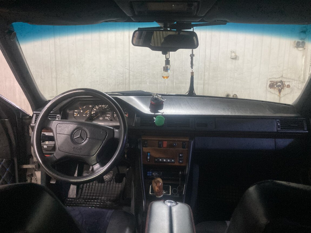 Mercedes W124 1993 год Тирасполь Тирасполь - изображение 8
