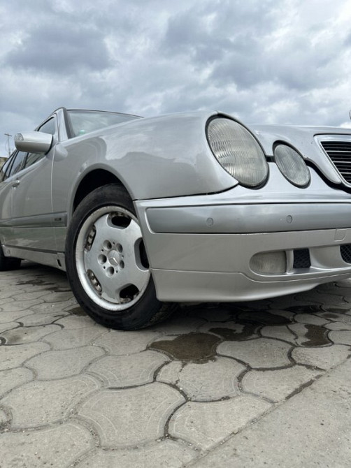 Mercedes E-Class 2002 год Тирасполь Тирасполь - изображение 1