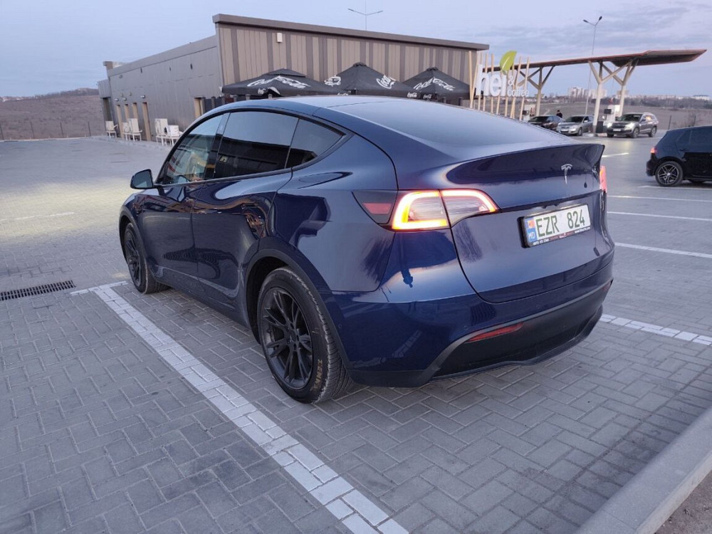 Tesla Model Y 2021 год Тирасполь Тирасполь - изображение 9