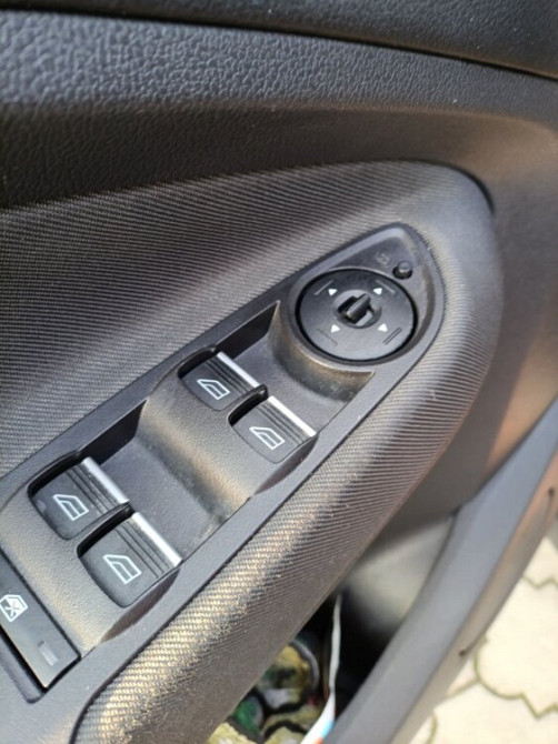 Ford C-MAX 2015 an Slobozia Slobozia - fotografie 9