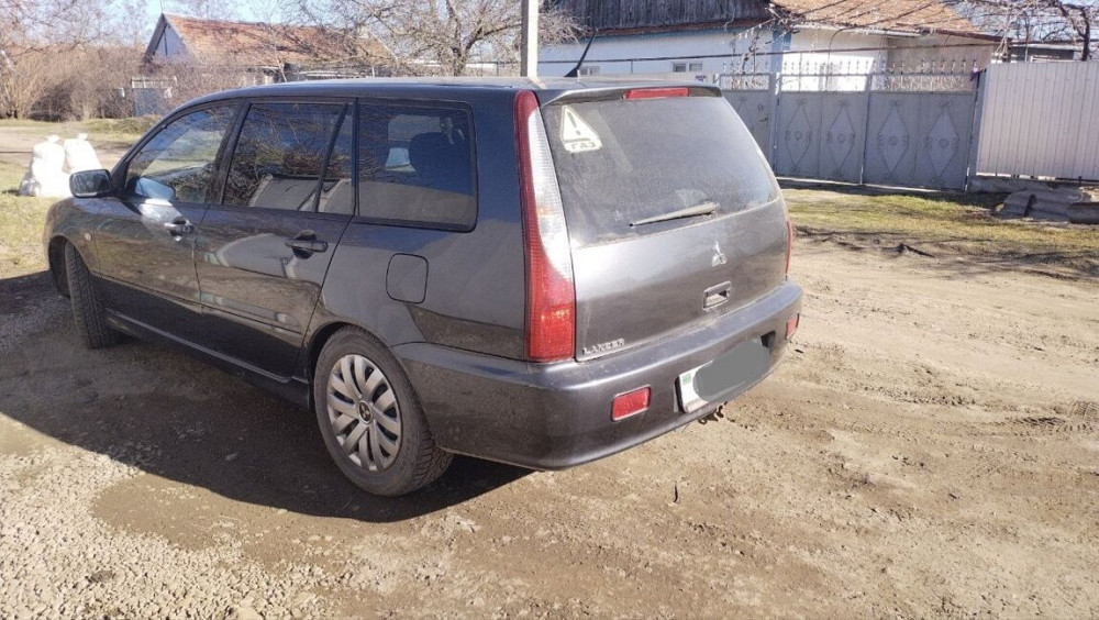 Mitsubishi Lancer 2004 an Tiraspol Tiraspol - fotografie 3
