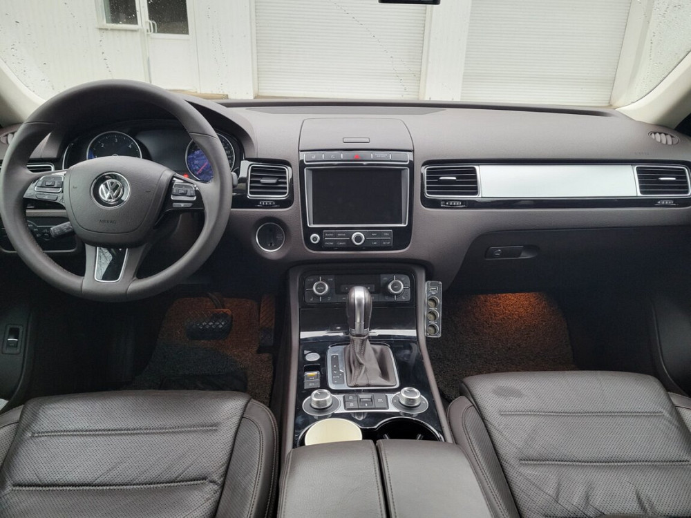 Volkswagen Touareg 2015 год Бендеры Бендеры - изображение 2
