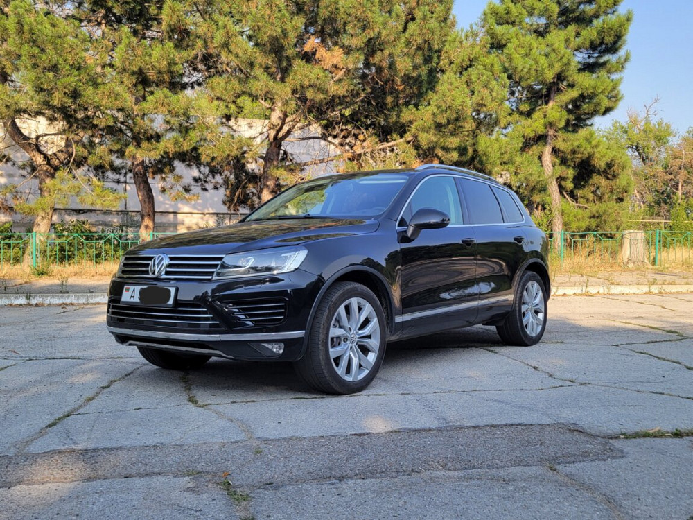 Volkswagen Touareg 2015 год Бендеры Бендеры - изображение 1
