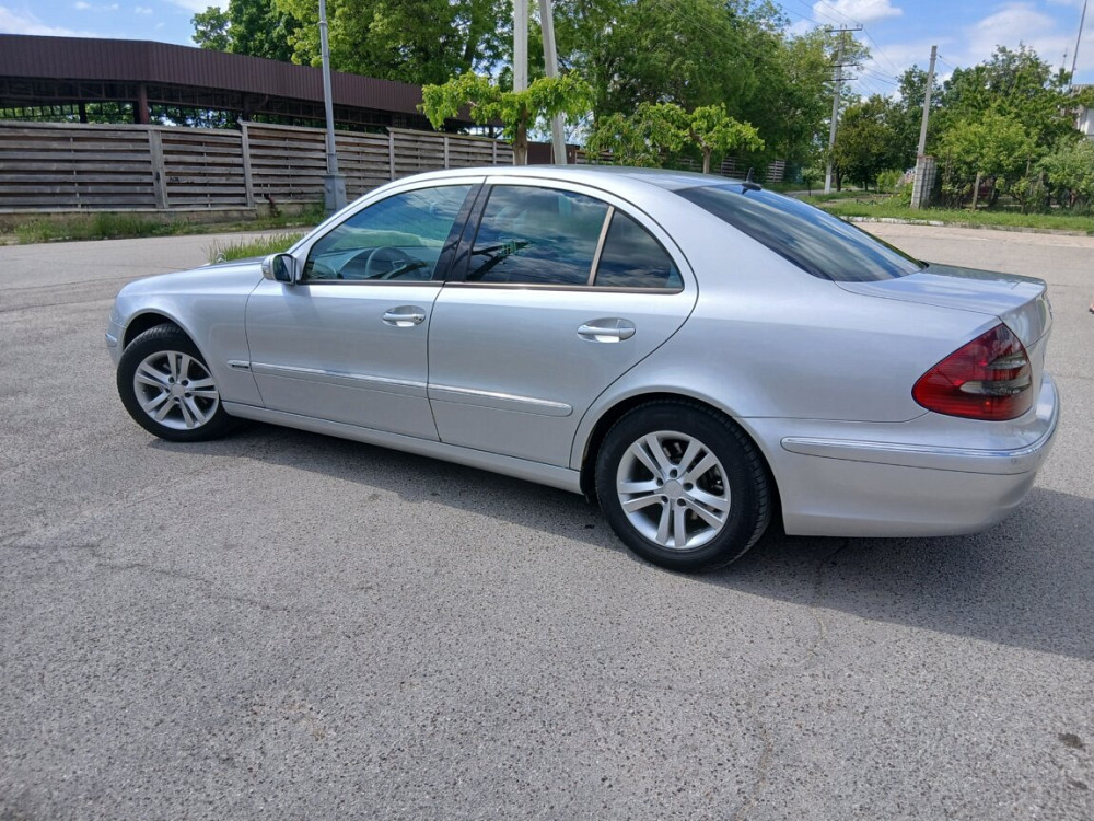 Mercedes E-Class 2002 год Дубоссары Дубоссары - изображение 2