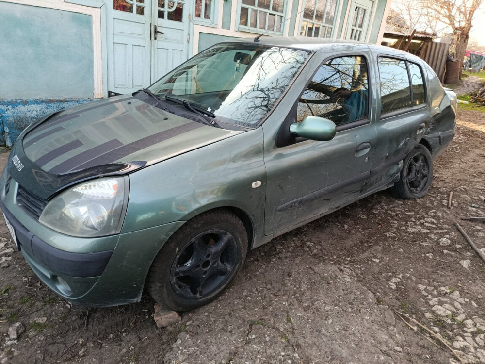 Renault Symbol 2006 год Резина Резина - изображение 2