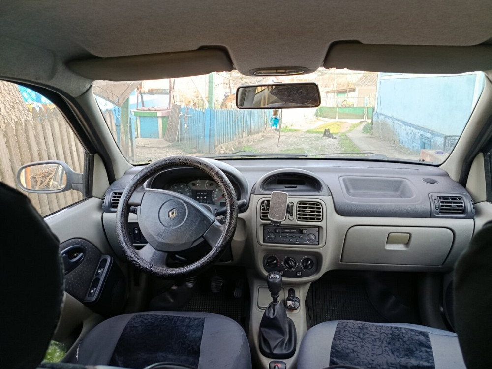 Renault Symbol 2006 год Резина Резина - изображение 9