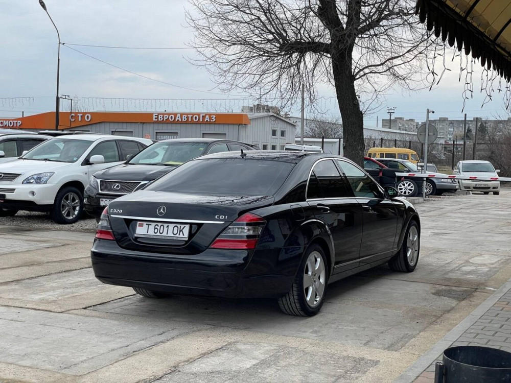 Mercedes S-Class 2009 an Tiraspol Tiraspol - fotografie 4