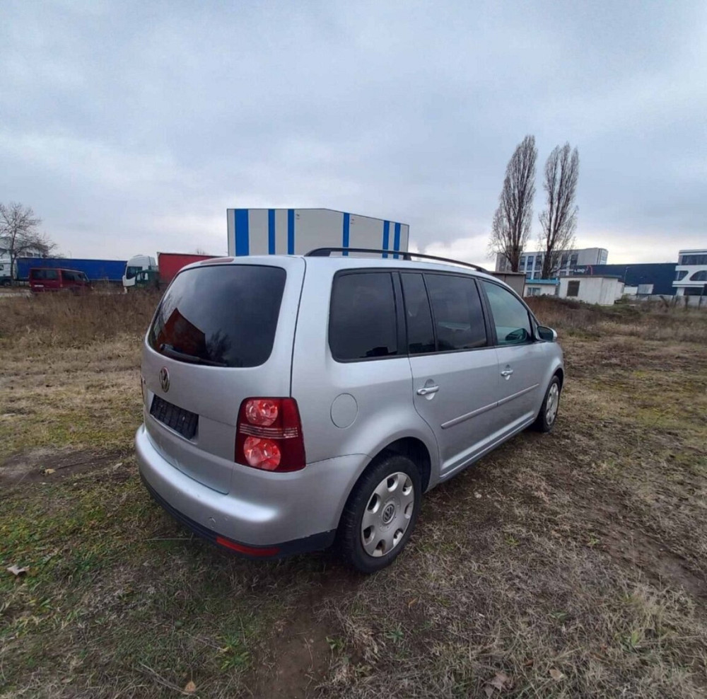 Volkswagen Touran 2008 год Тирасполь Тирасполь - изображение 5