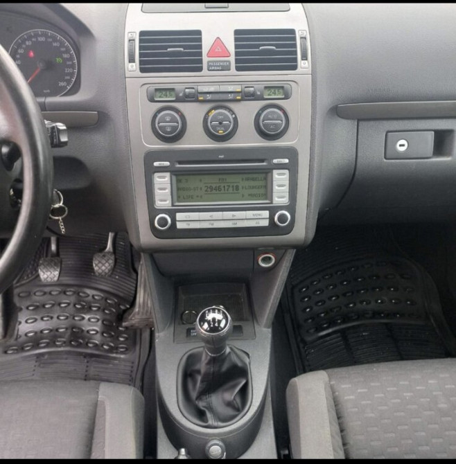 Volkswagen Touran 2008 год Тирасполь Тирасполь - изображение 10