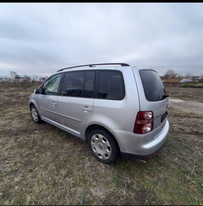 Volkswagen Touran 2008 год Тирасполь Тирасполь - изображение 3