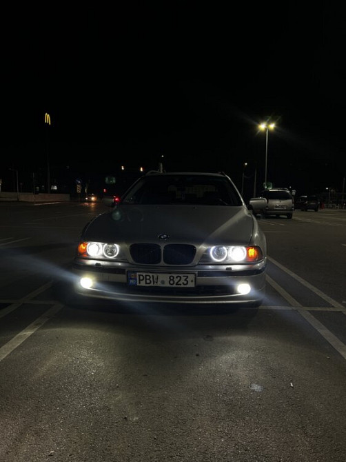 BMW 5 Series 2003 год Бельцы Бельцы - изображение 1
