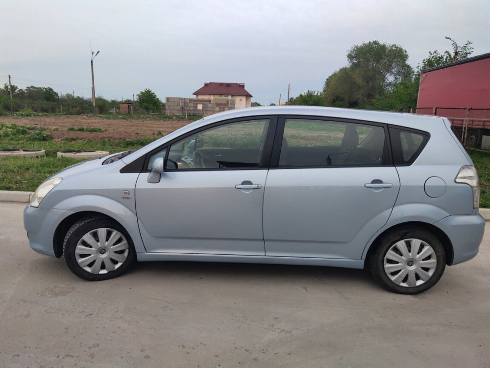 Toyota Corolla Verso 2004 год Тирасполь Тирасполь - изображение 1