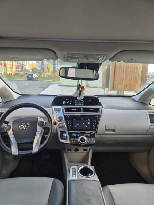 Toyota Prius 2015 год Рыбница Рыбница - изображение 3