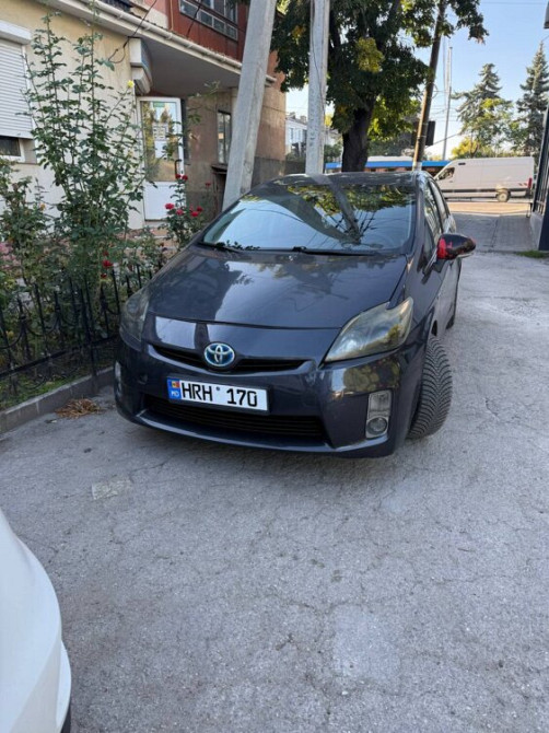 Toyota Prius 2010 год Бельцы Бельцы - изображение 3