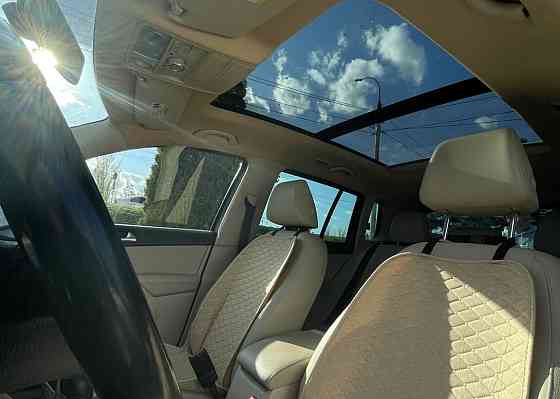 Volkswagen Tiguan 2011 год Тирасполь Тирасполь
