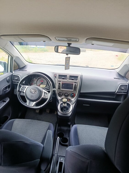 Toyota Verso 2012 год Тирасполь Тирасполь - изображение 7