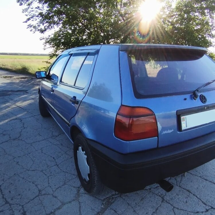 Volkswagen Golf 1993 год Слободзея Слободзея - изображение 8