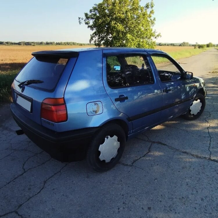 Volkswagen Golf 1993 год Слободзея Слободзея - изображение 7