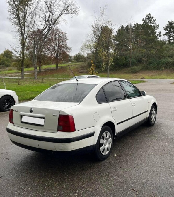 Volkswagen Passat 2000 an Tiraspol Tiraspol - fotografie 3