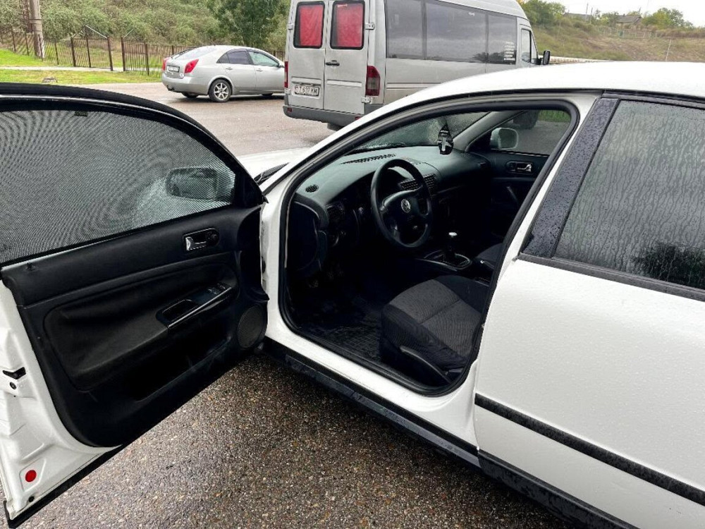 Volkswagen Passat 2000 an Tiraspol Tiraspol - fotografie 6