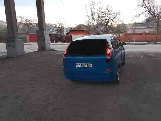 Nissan Almera Tino 2001 год Тирасполь Тирасполь