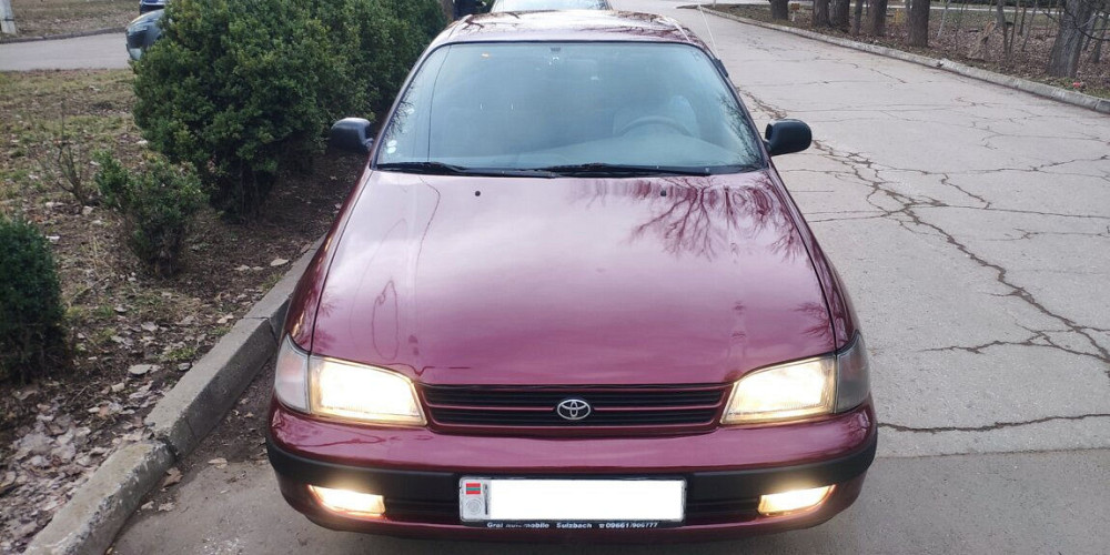 Toyota Carina 1995 год Бендеры Бендеры - изображение 2