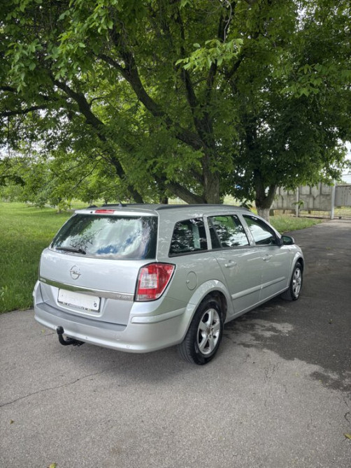 Opel Astra 2008 год Тирасполь Тирасполь - изображение 3