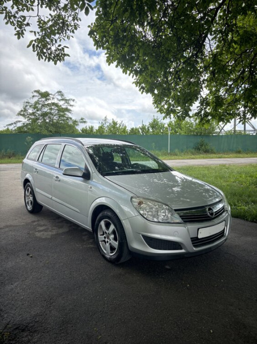 Opel Astra 2008 год Тирасполь Тирасполь - изображение 1