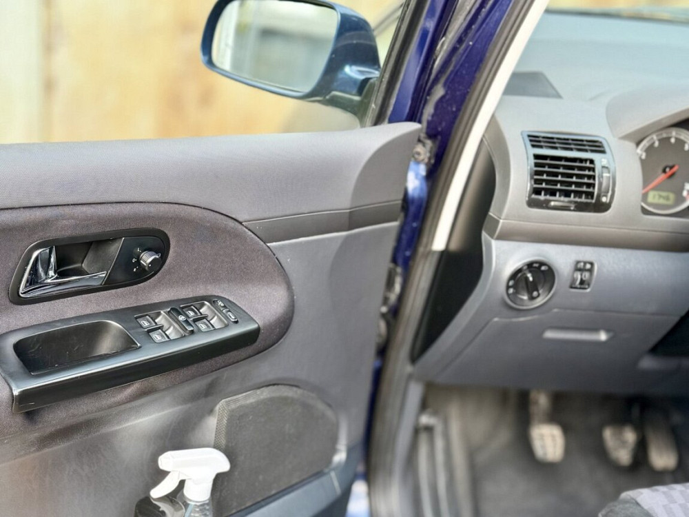 Seat Alhambra 2000 an Tiraspol Tiraspol - fotografie 9