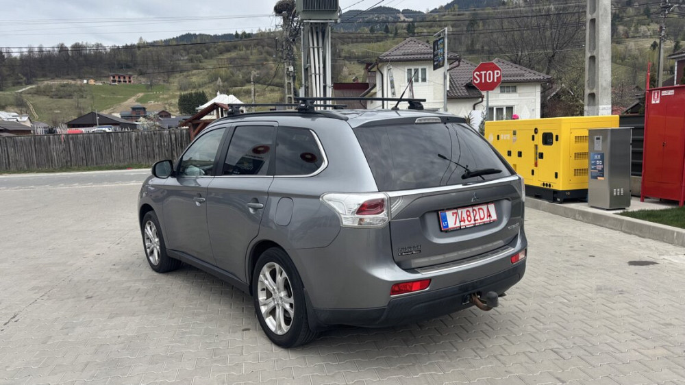Mitsubishi Outlander 2014 год Тирасполь Тирасполь - изображение 2