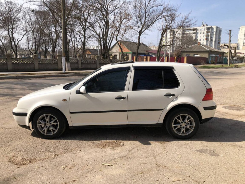 Volkswagen Golf 1998 год Бендеры Бендеры - изображение 4
