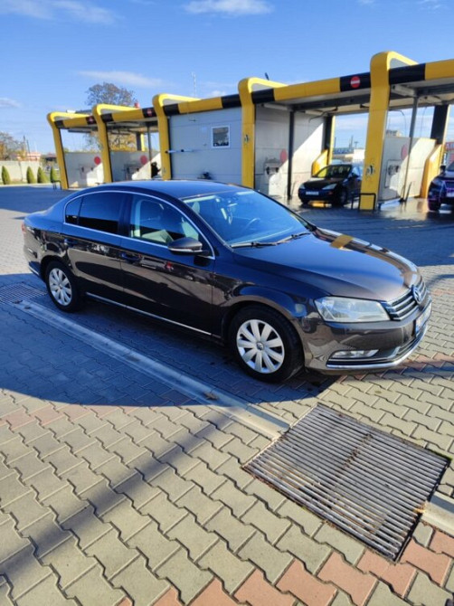 Volkswagen Passat 2011 год Кишинёв Кишинёв - изображение 1