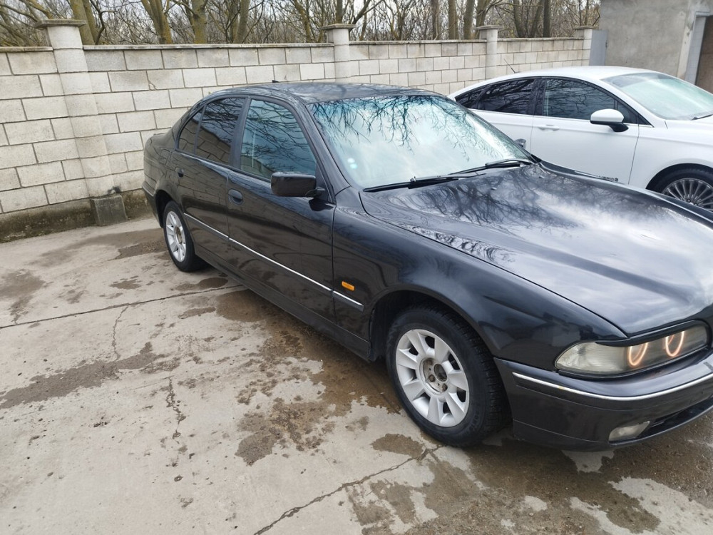 BMW seria 5 1996 an Bender Bender - fotografie 6
