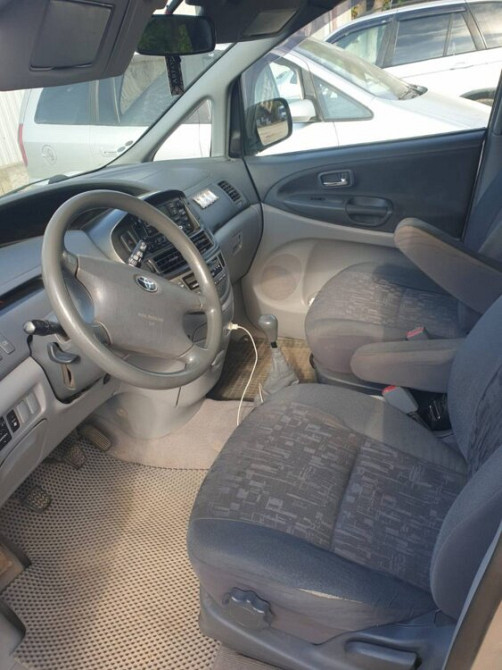 Toyota Previa 2002 год Тирасполь Тирасполь - изображение 3