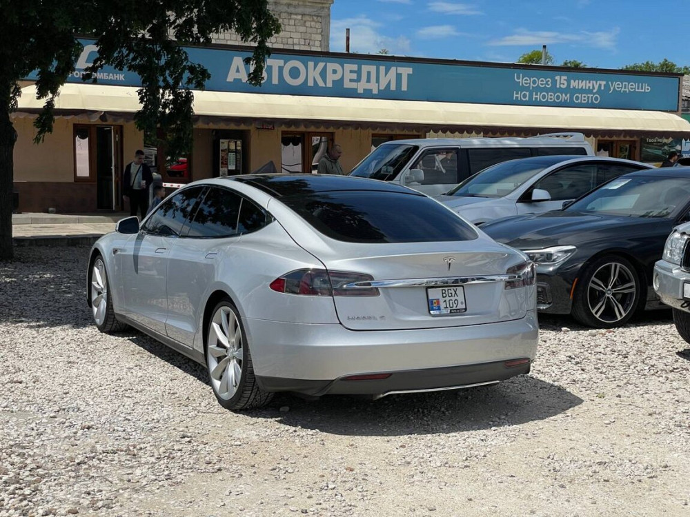 Tesla Model S 2012 год Тирасполь Тирасполь - изображение 3
