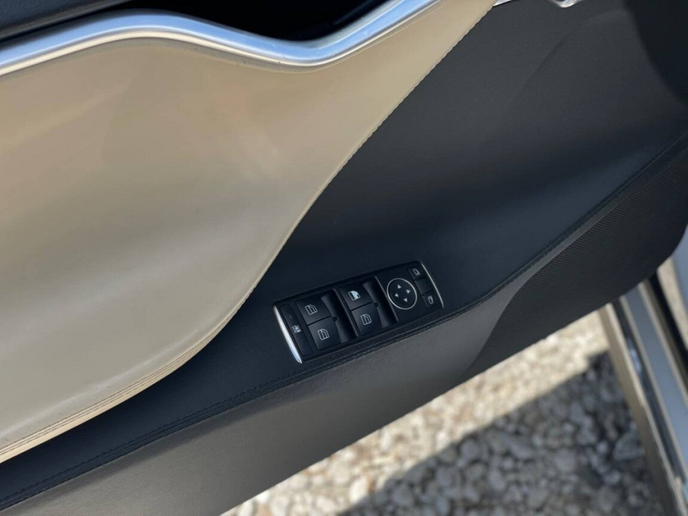 Tesla Model S 2012 год Тирасполь Тирасполь - изображение 9