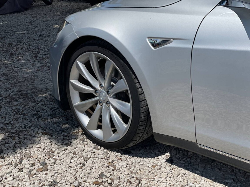 Tesla Model S 2012 год Тирасполь Тирасполь - изображение 5