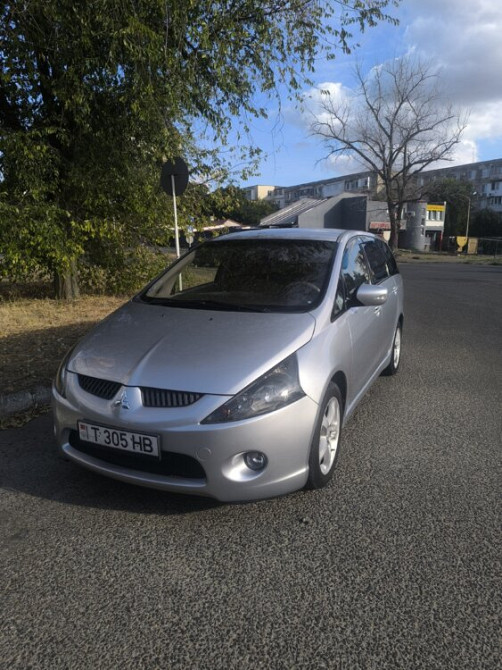 Mitsubishi Grandis 2004 год Тирасполь Тирасполь - изображение 2