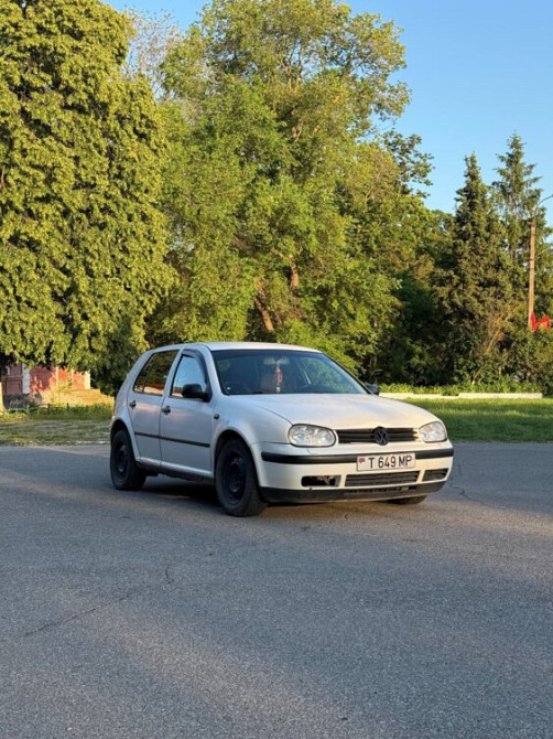 Volkswagen Golf 1999 an Tiraspol Tiraspol - fotografie 1