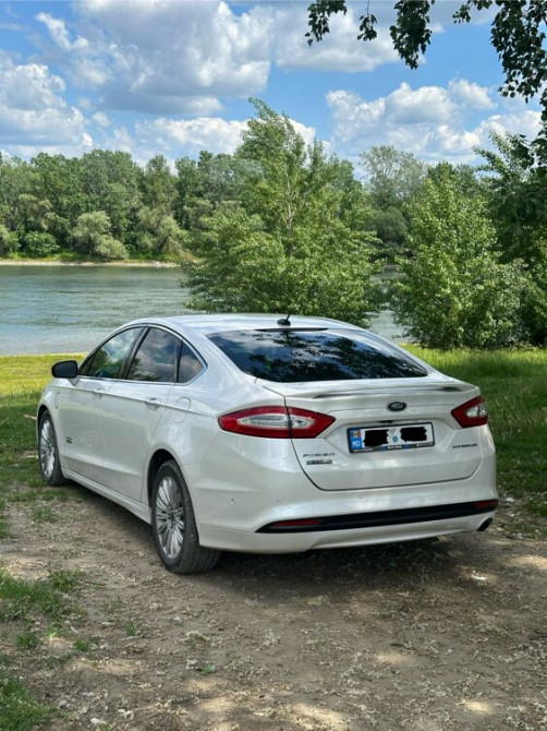 Ford Fusion 2013 an Bender Bender - fotografie 4